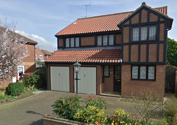 Click on to go to Rightmove listing